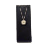 Collier or blanc avec pendentif rond diamants noirs et blancs
