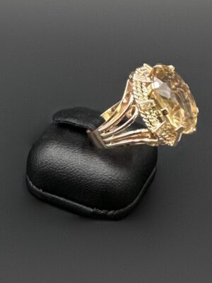 Bague citrine ovale