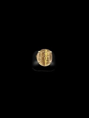 Bague en or jaune 18 ct sertie d’une pièce de 20 francs or
