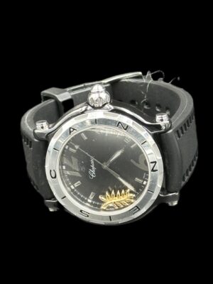 Montre Dame de marque Chopard modèle Happy sport série limitée Festival de Cannes