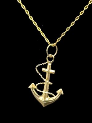 Pendentif en or jaune 18 ct motif ancre de marine